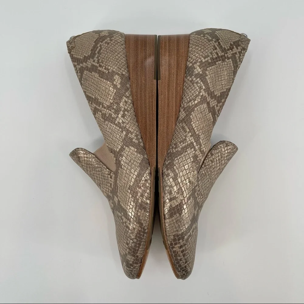 Taryn Rose Claudia Snake Wedge Slip-Ons in‎ Soft Gold Size 8.5 Metallic Neutrals